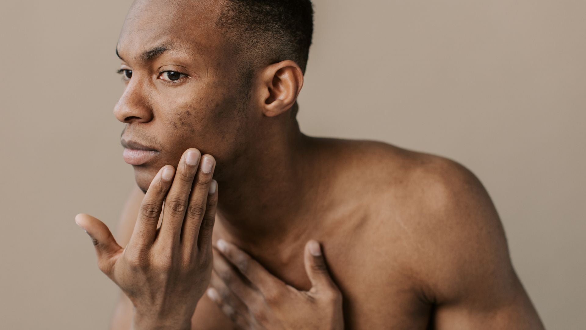 What Peppermint Oil Does For Your Skin And How To Apply It